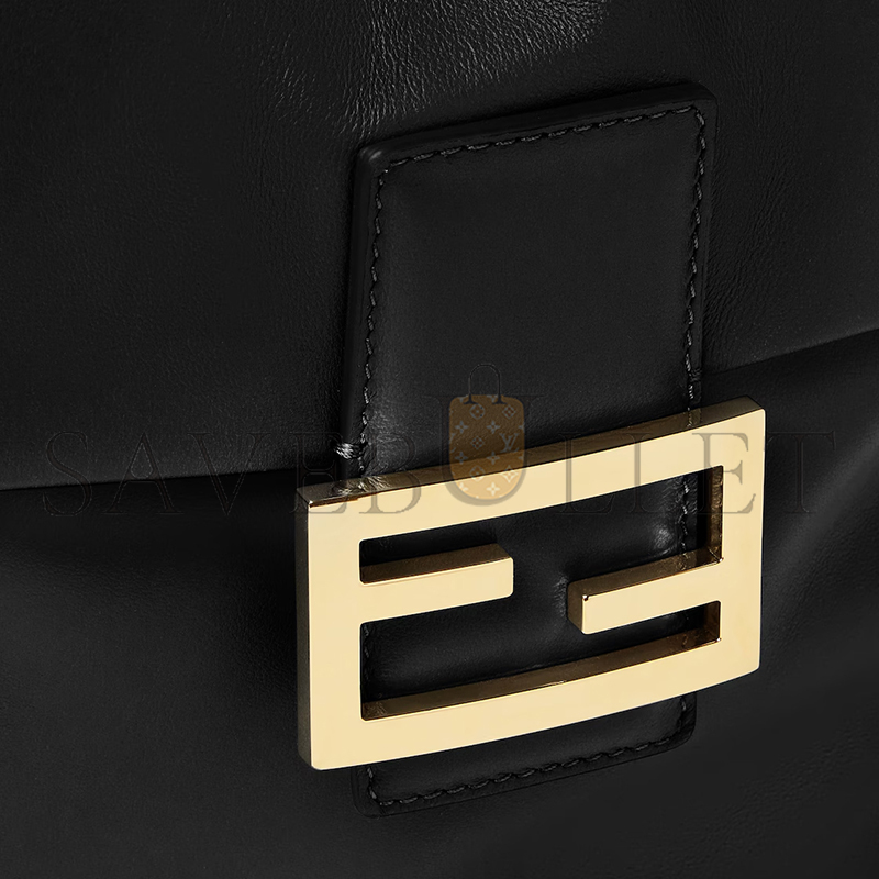 FENDI BLACK LEATHER BACKPACK 8BZ057AYJ1F0KUR (26*23*12cm)